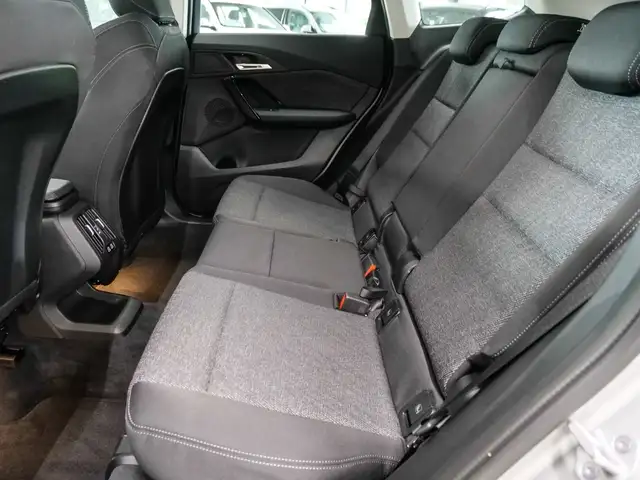 BMW X1 view 11