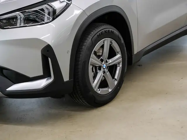 BMW X1 view 6