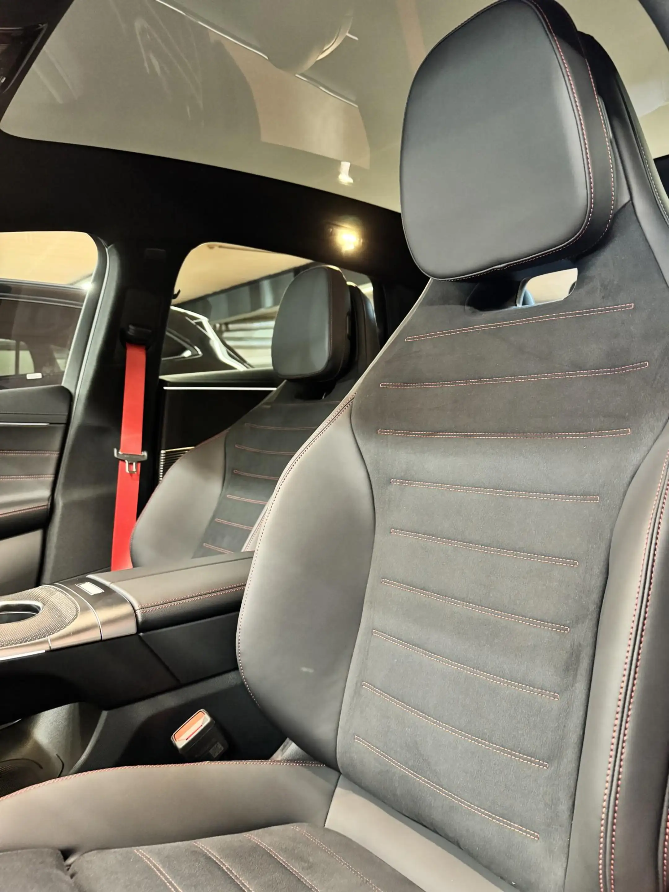 Mercedes-Benz C 400 C 4MATIC AMG Line DOS 9307 — photo 4