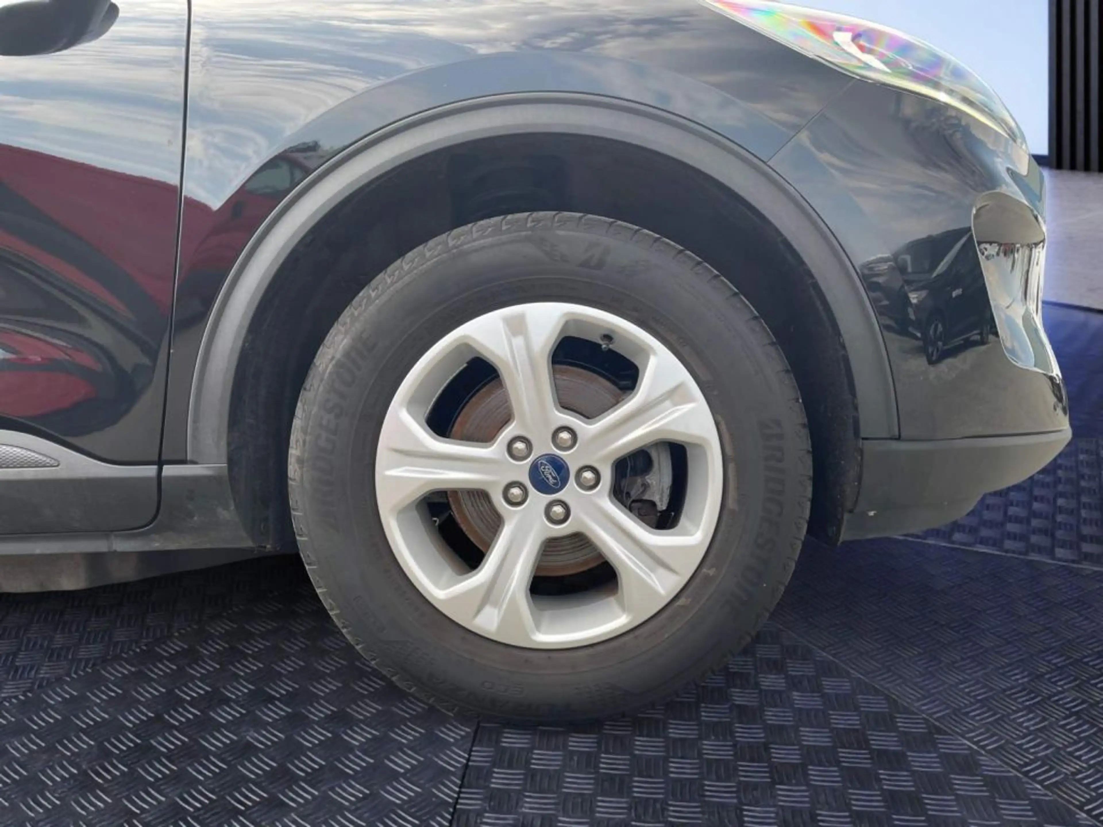 Ford Kuga 2.5 Duratec PHEV COOL&CONNECT *WINTER-PAKET* — photo 16