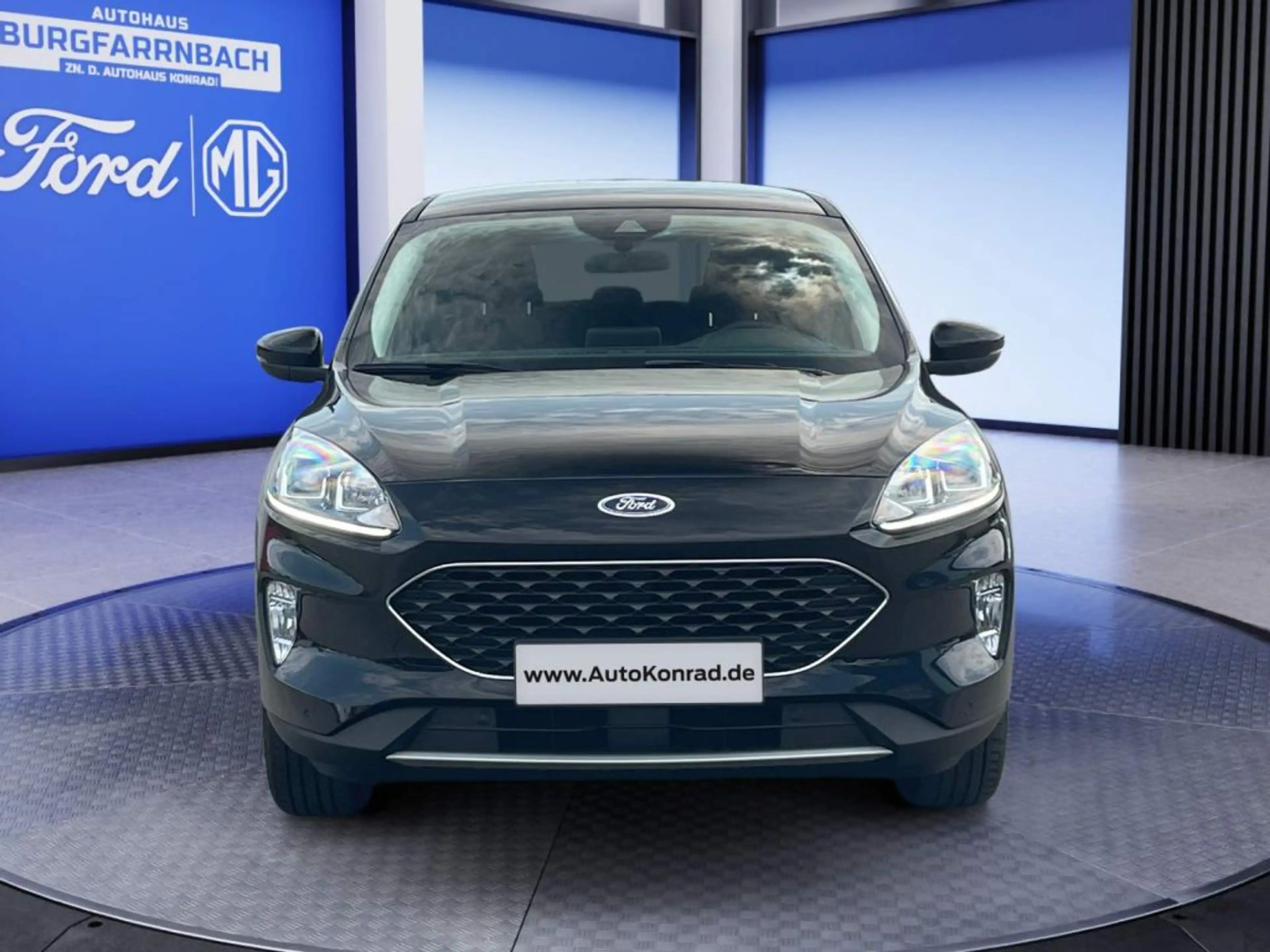 Ford Kuga 2.5 Duratec PHEV COOL&CONNECT *WINTER-PAKET* — photo 2