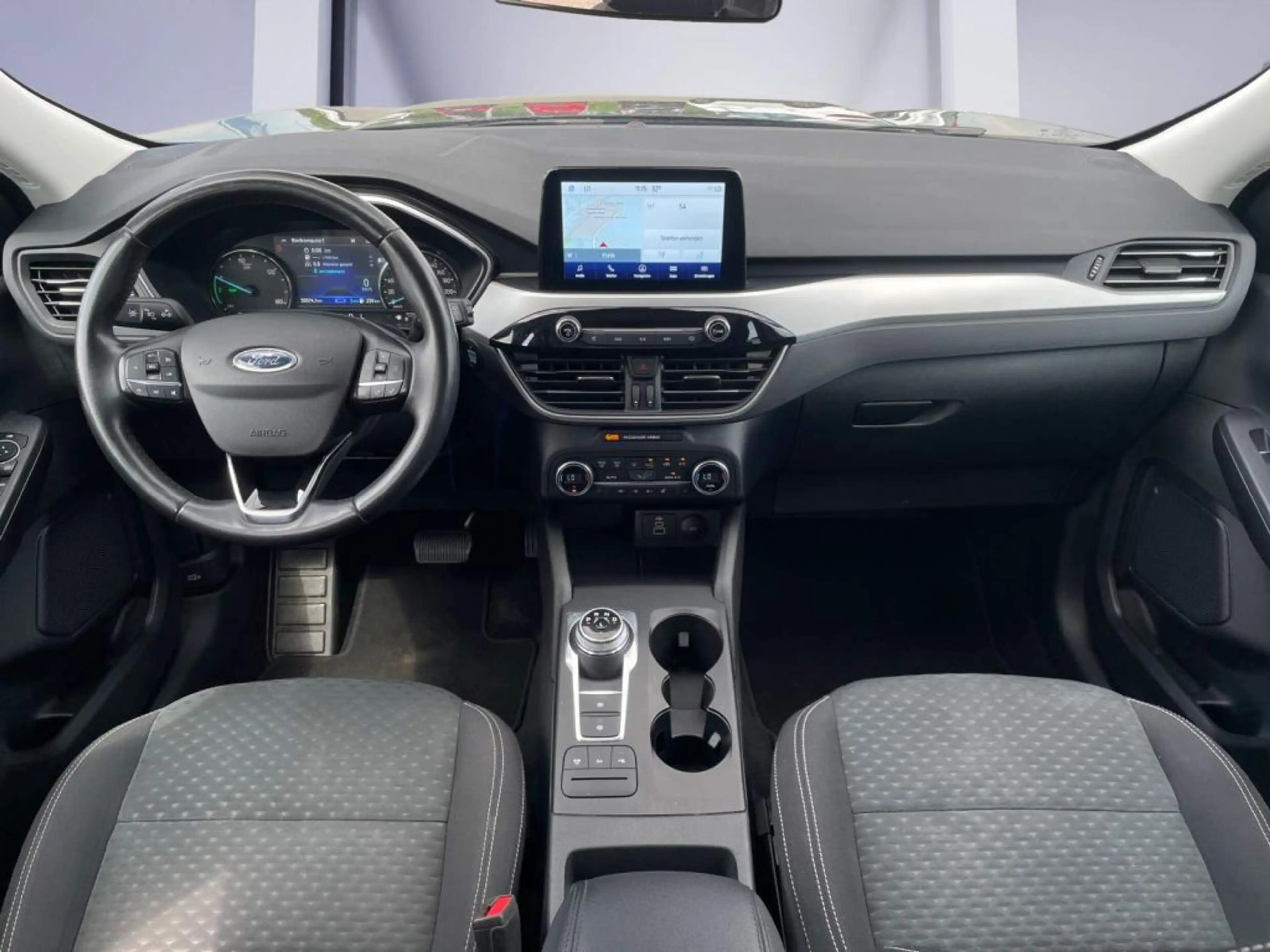 Ford Kuga 2.5 Duratec PHEV COOL&CONNECT *WINTER-PAKET* — photo 10