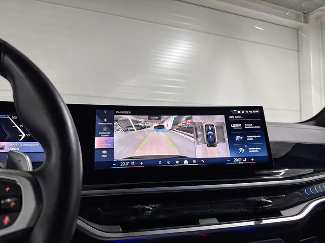 BMW X5 view 13