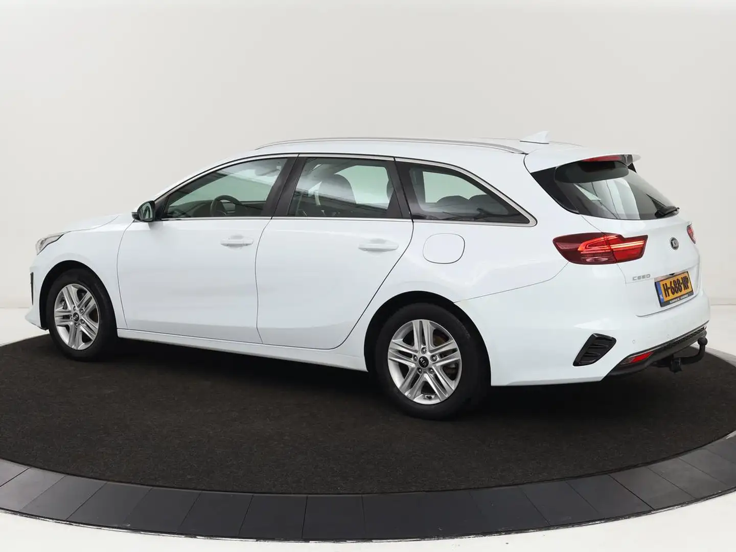 Kia Ceed / cee'd 1.6 CRDi DynamicLine | Trekhaak | Camera | Carplay Wit - 2