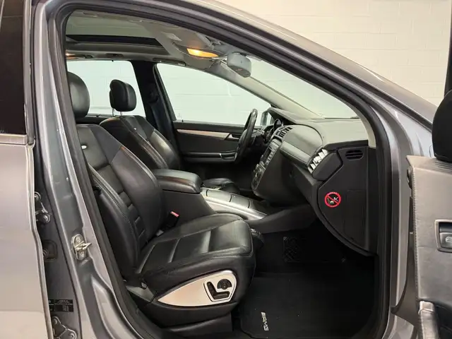Mercedes-Benz R-Class view 12