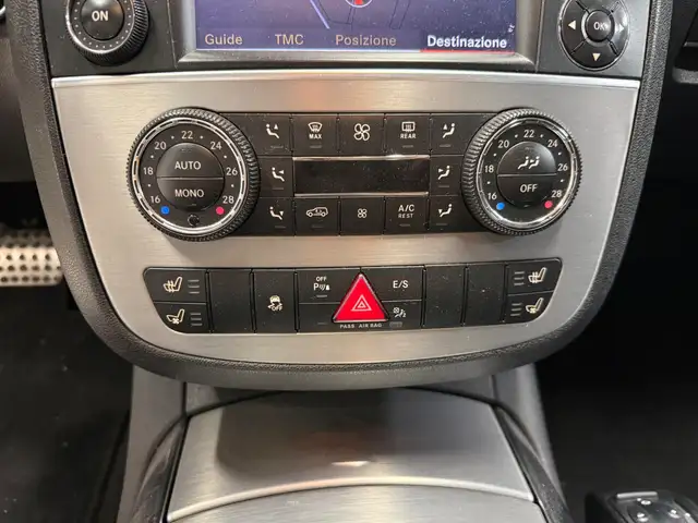 Mercedes-Benz R-Class view 10