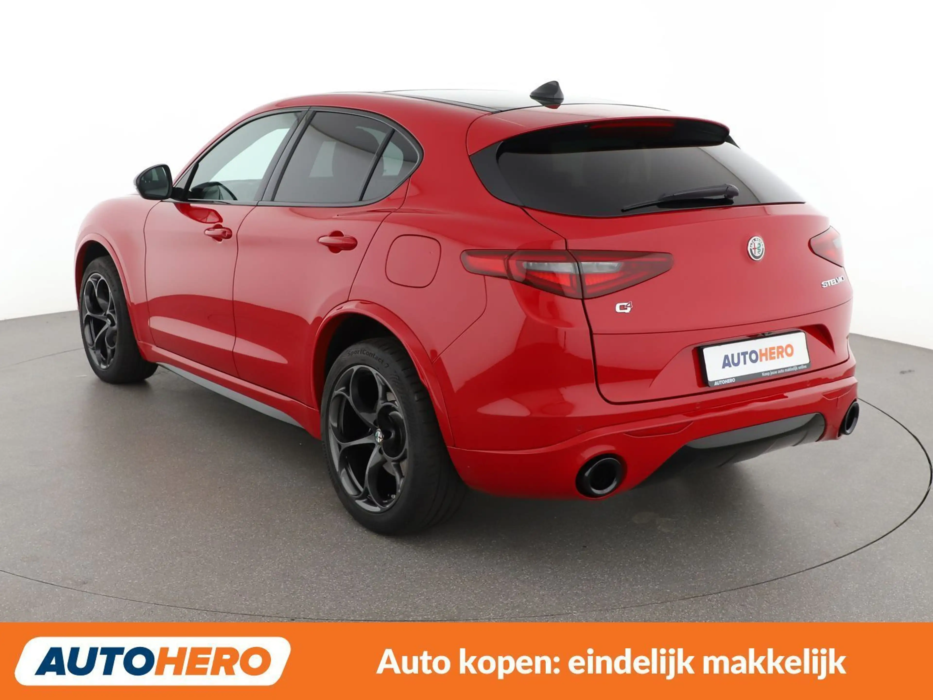 Alfa Romeo Stelvio 2.0 Turbo Lusso Q4 — photo 4