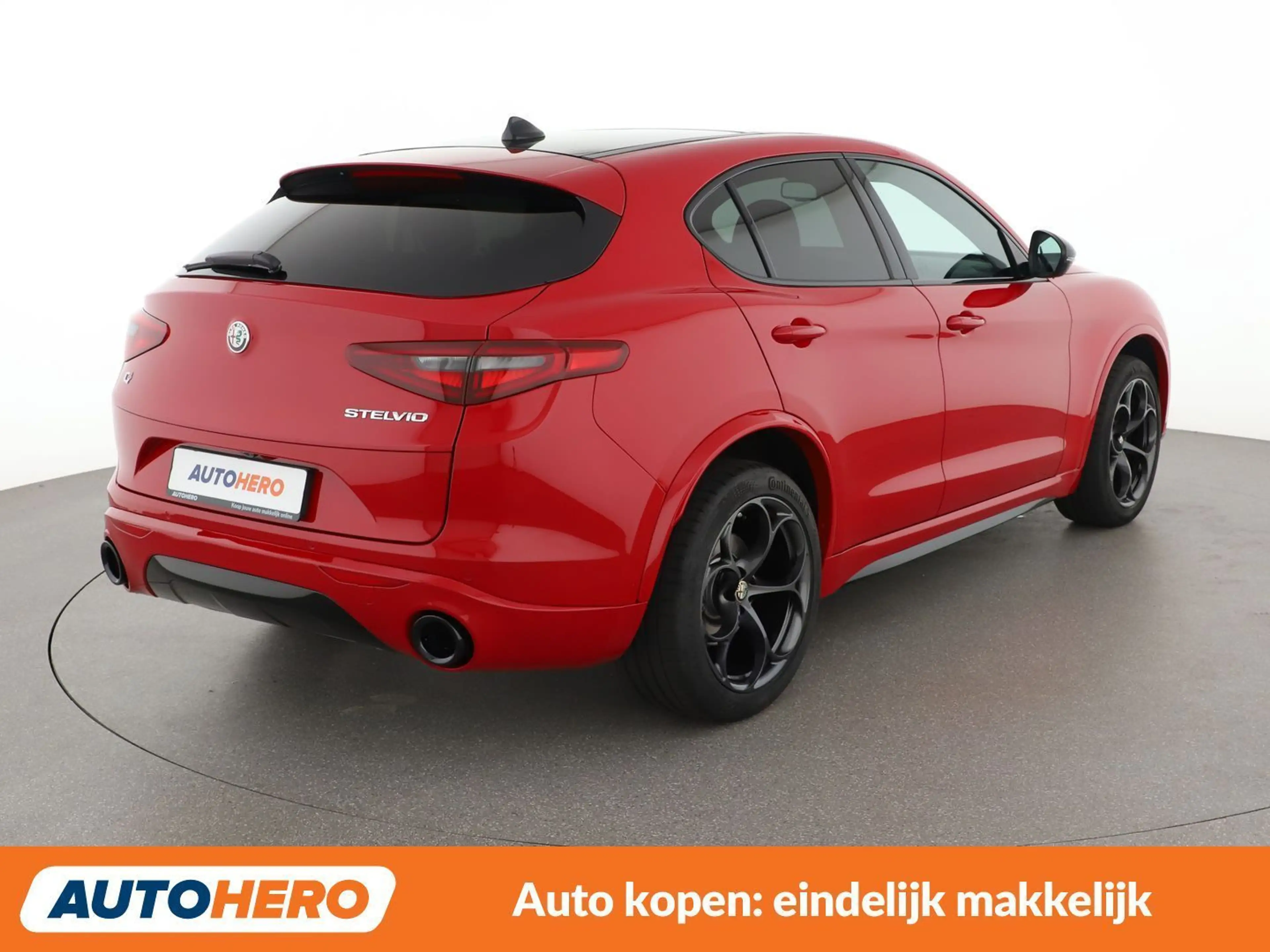 Alfa Romeo Stelvio 2.0 Turbo Lusso Q4 — photo 6