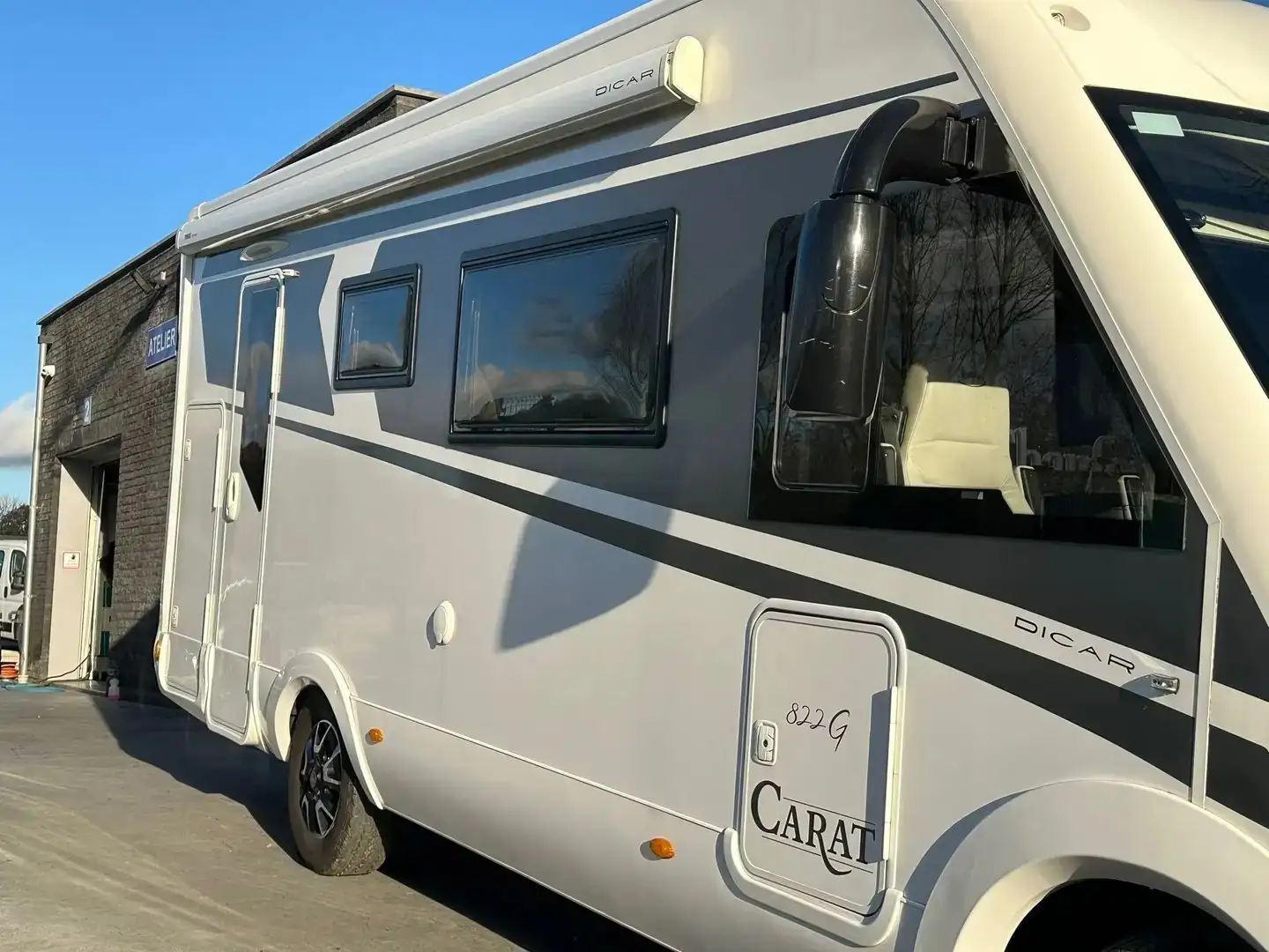 McLouis Carat 822 G - ! 6 Personnes ! - 27.000 km - Eu6b Wit - 2