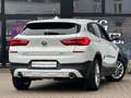 BMW X2 sDrive18d LED Navi Aut. PA PDC Tempomat Shz Weiß - thumbnail 2