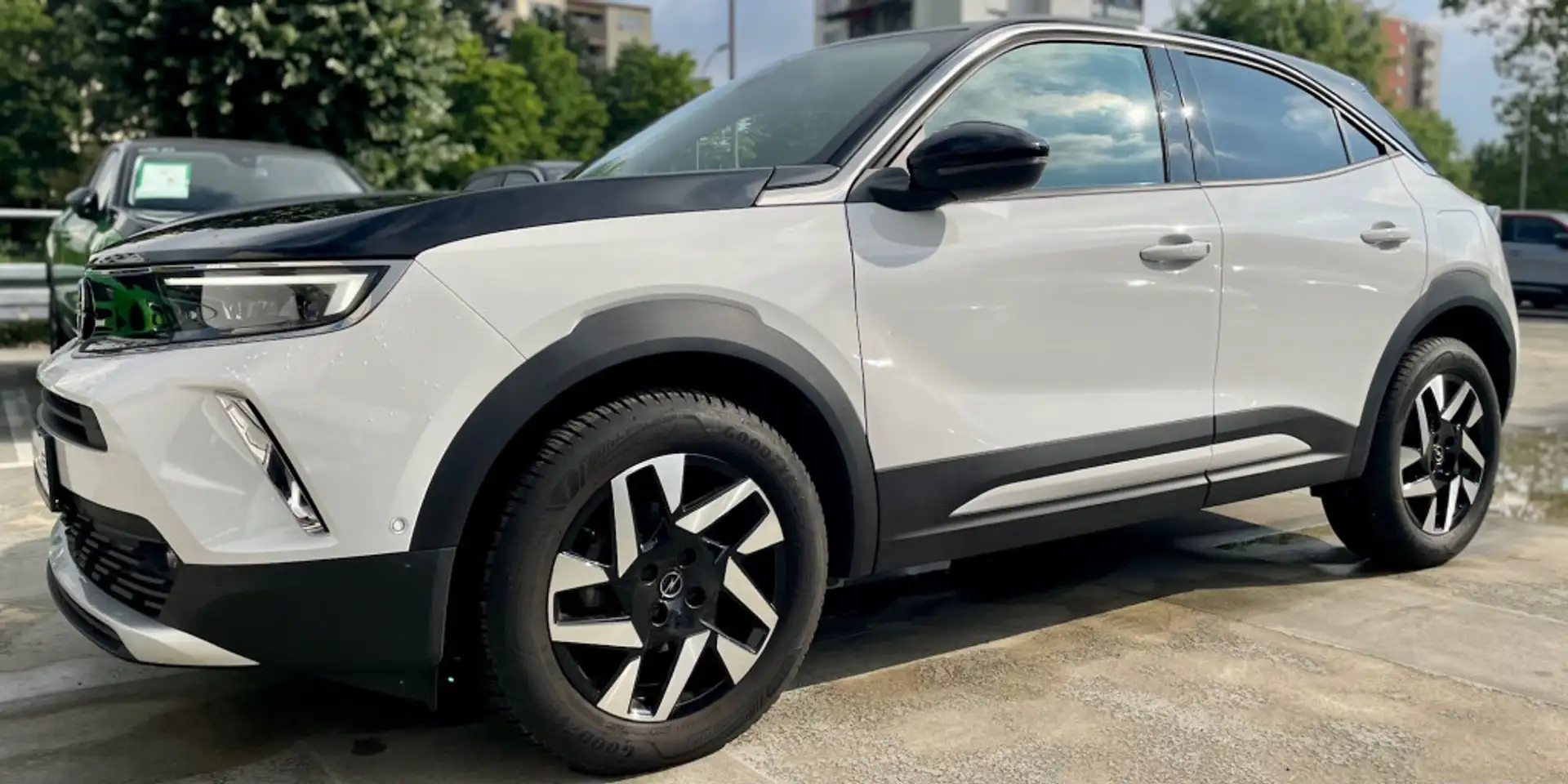 Opel Mokka 1.2 Turbo AT*Elegance*NAVI*LED*R-KAM*SHZ* Fehér - 1