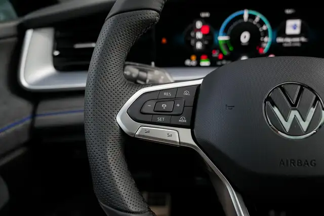 Volkswagen Tayron view 11