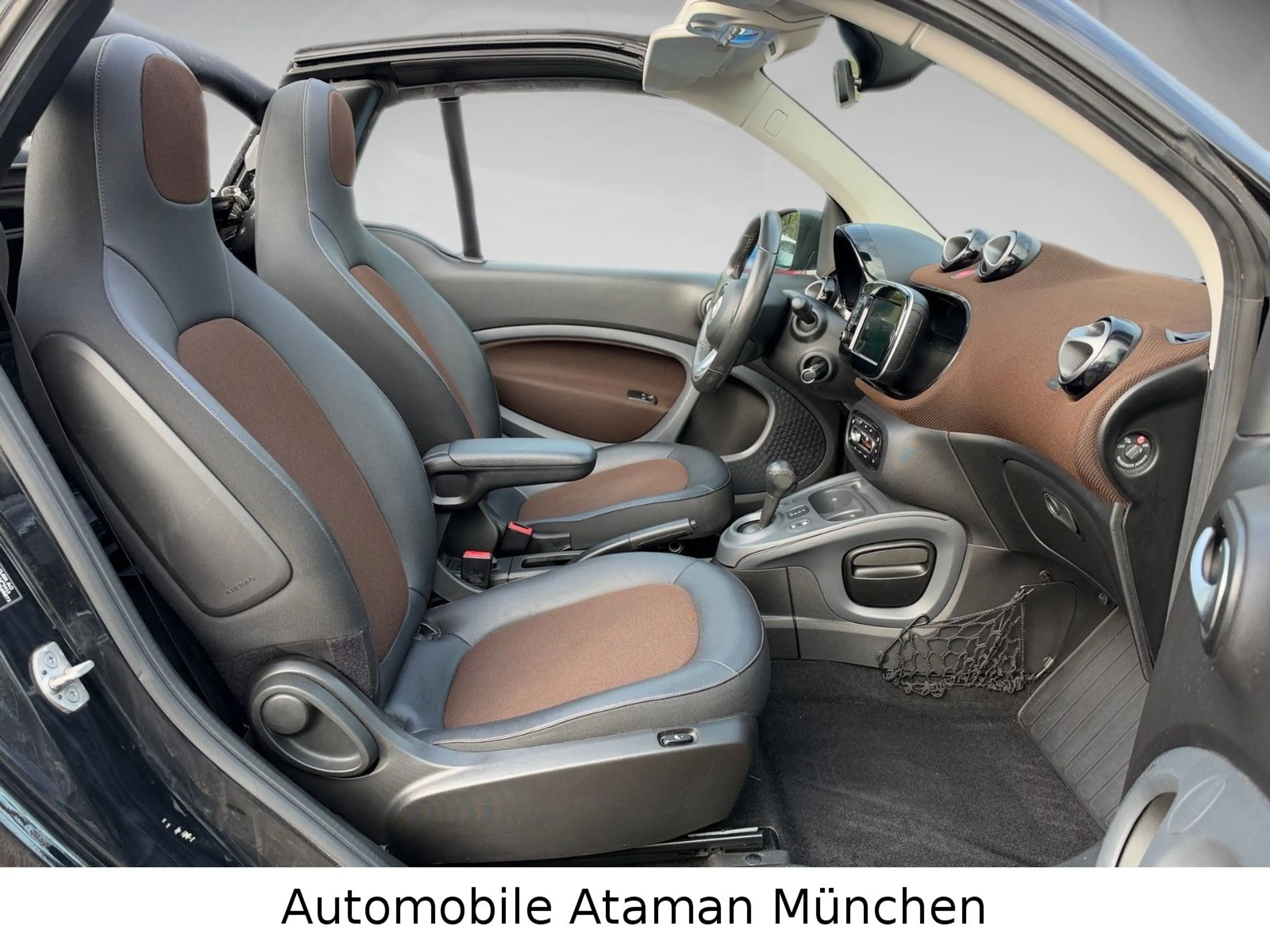 smart forTwo cabrio Perfect / Automatik / Leder / Navi — photo 9