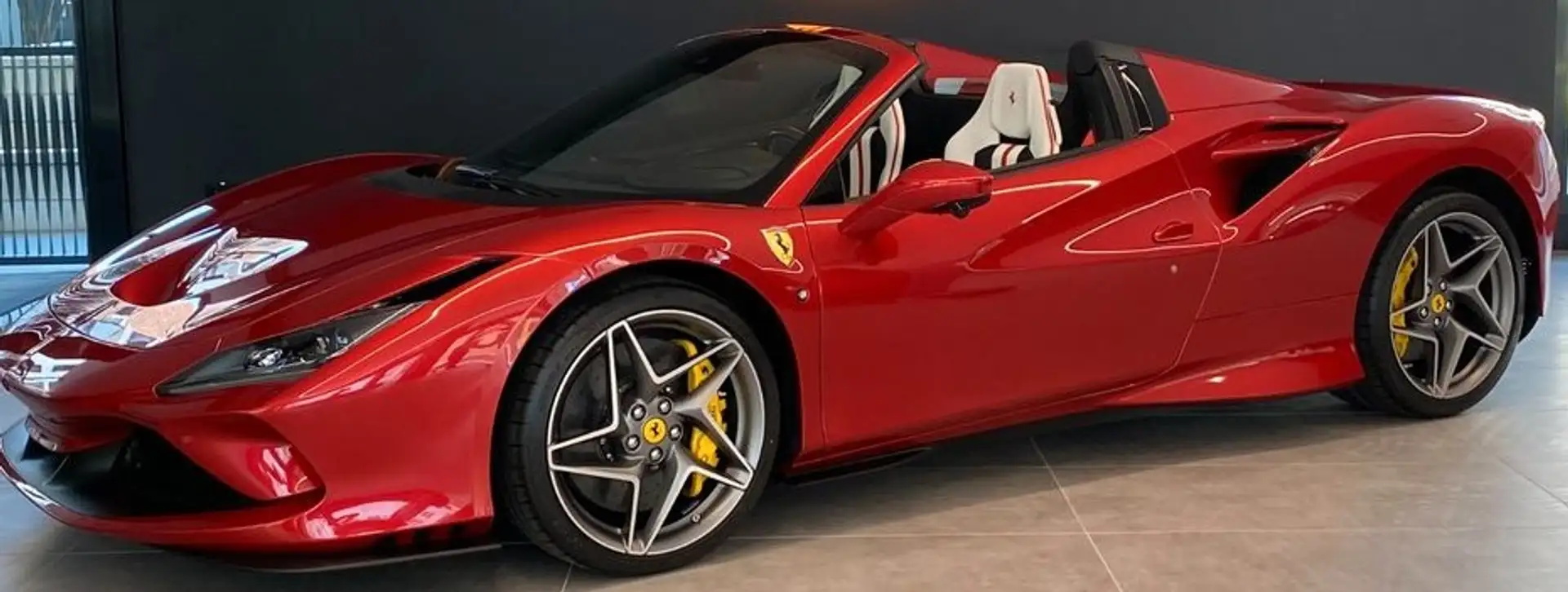 Ferrari F8 Spider Rojo - 2