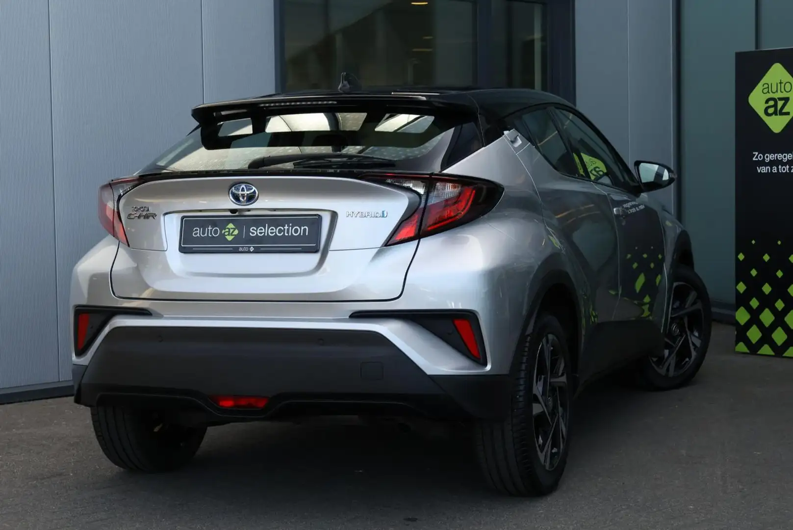 Toyota C-HR 1.8 Hybrid Dynamic Grau - 2