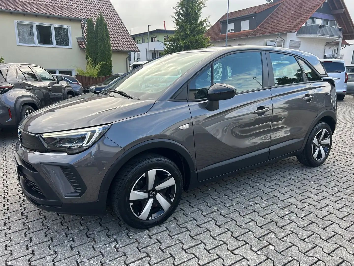 Opel Crossland X 1.2 Turbo Edtion Grijs - 2