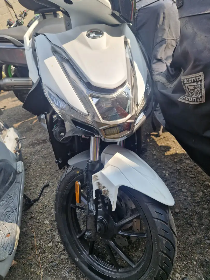 Kymco Agility 125 Versione sport Bianco - 1