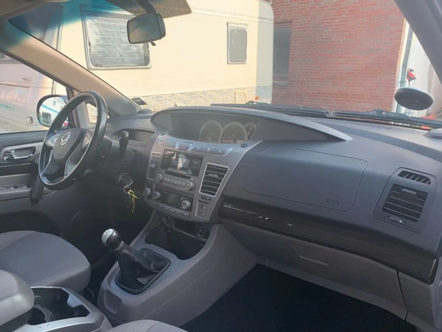 SsangYong Rodius 2.2 Diesel 2WD Grigio - 2