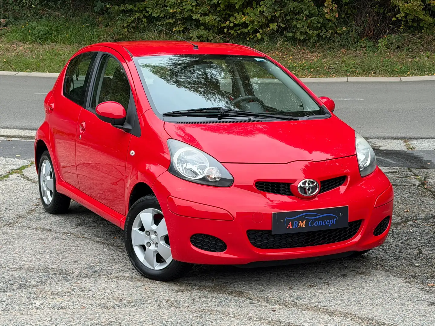 Toyota Aygo Aygo 1.0i VVT-i essence 93000km Airco Rouge - 2