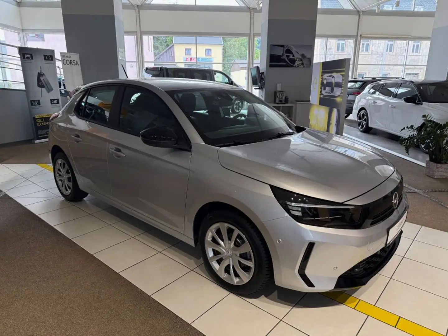 Opel Corsa 1.2 Direct Injection Turbo Automatik Silber - 1