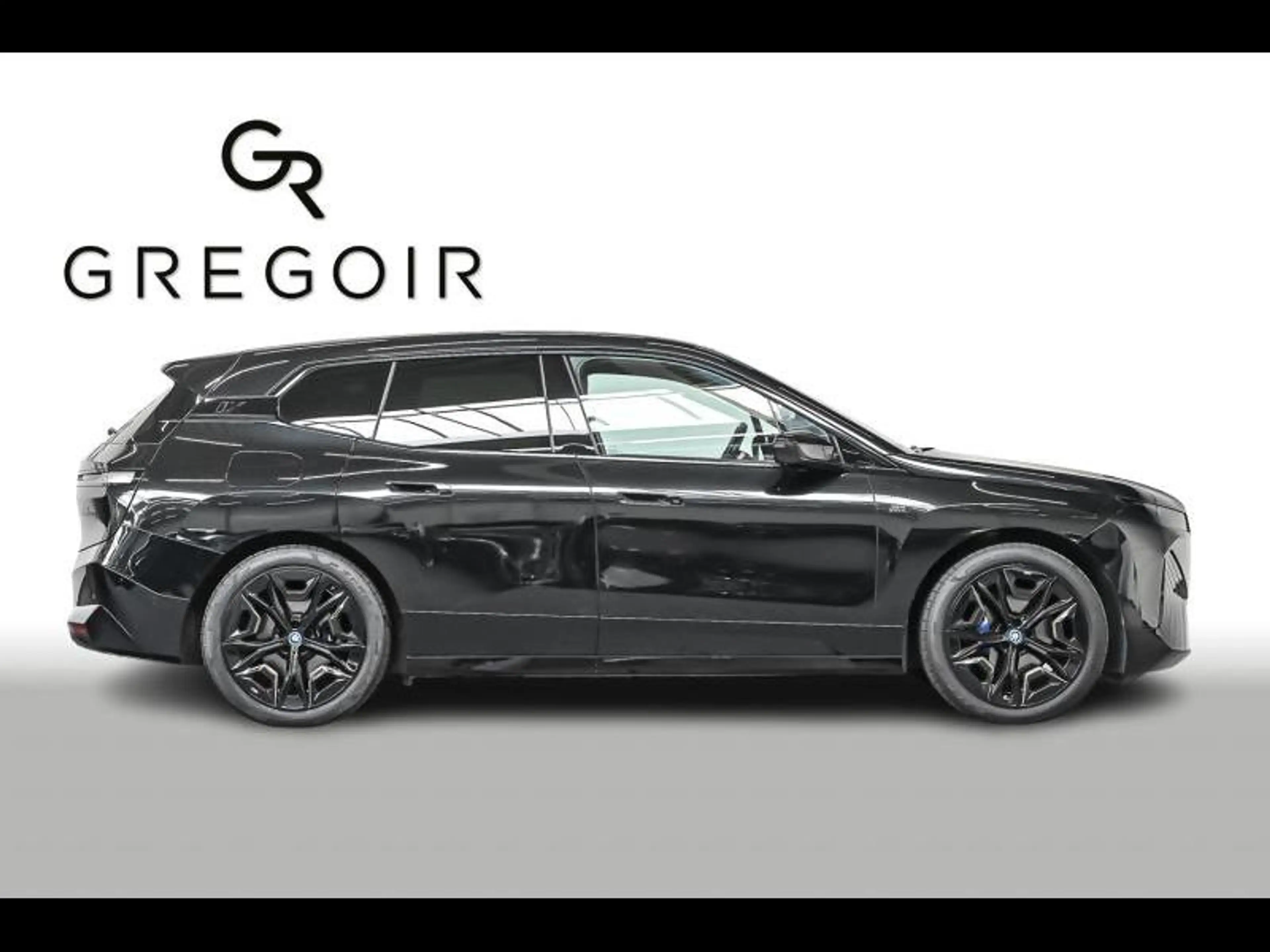 BMW iX M60 — photo 3