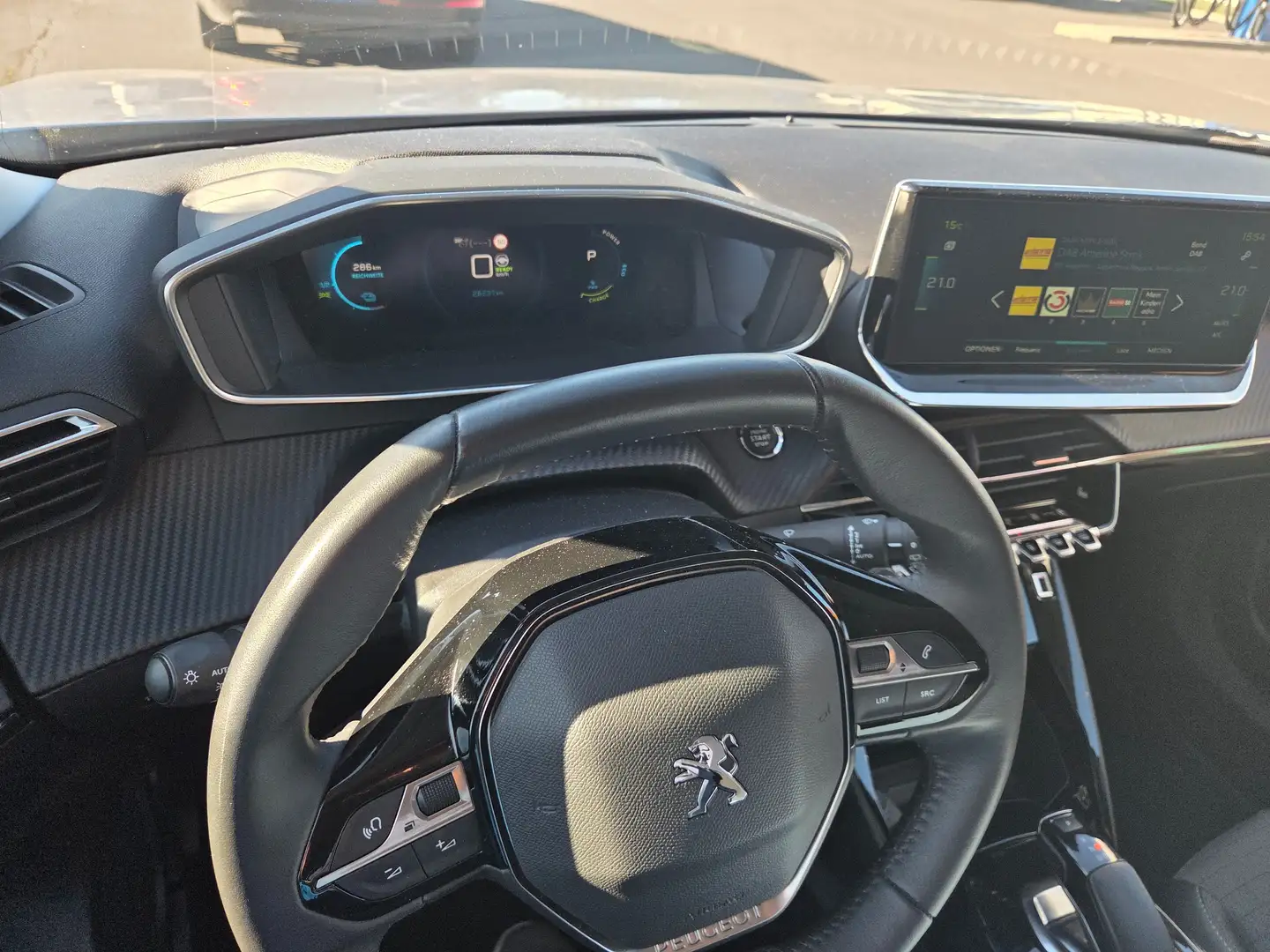 Peugeot 2008 e-2008 50kWh Allure Pack Allure Pack Grau - 2