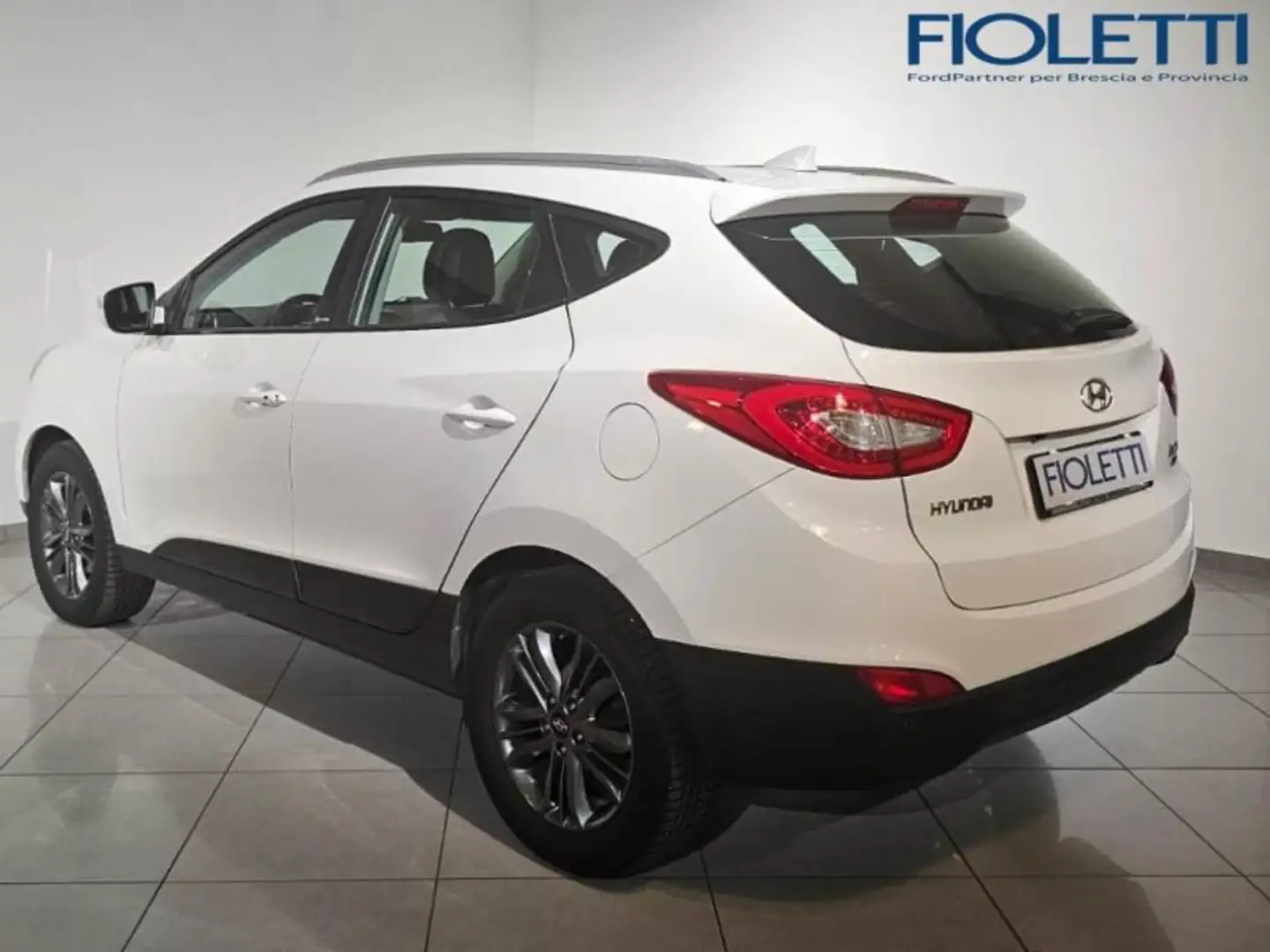 Hyundai iX35 1.7 CRDI 2WD XPOSSIBLE Blanc - 2