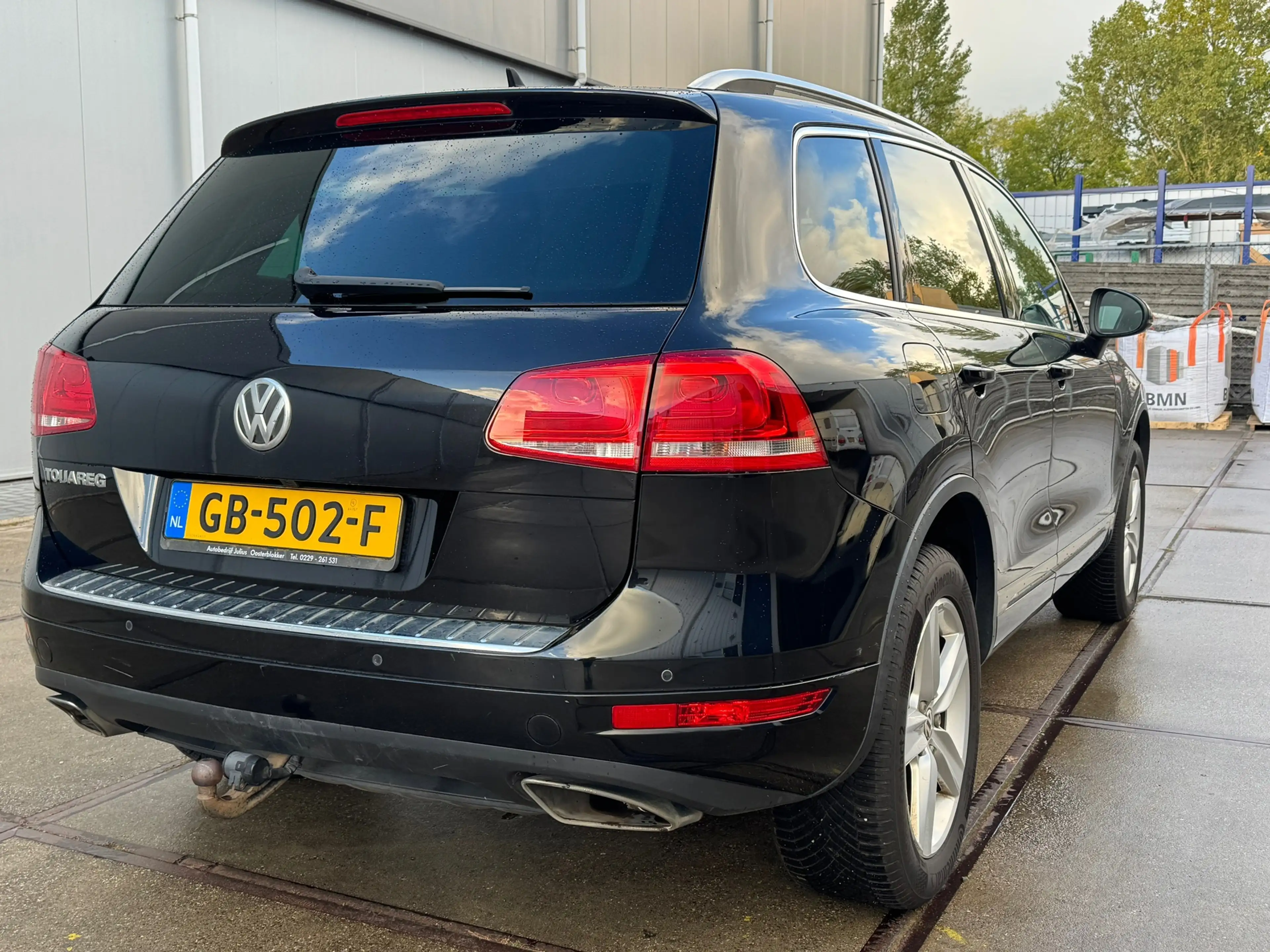 Volkswagen Touareg 3.0 TDI R-line — photo 4