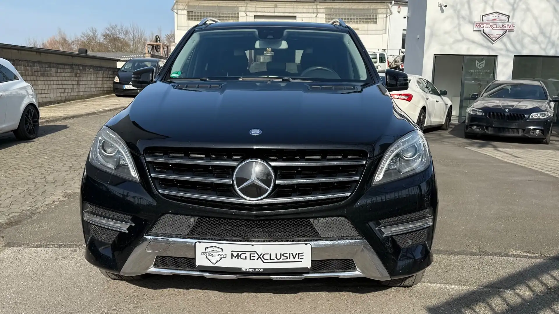 Mercedes-Benz ML 500 AMG-Line Negro - 2