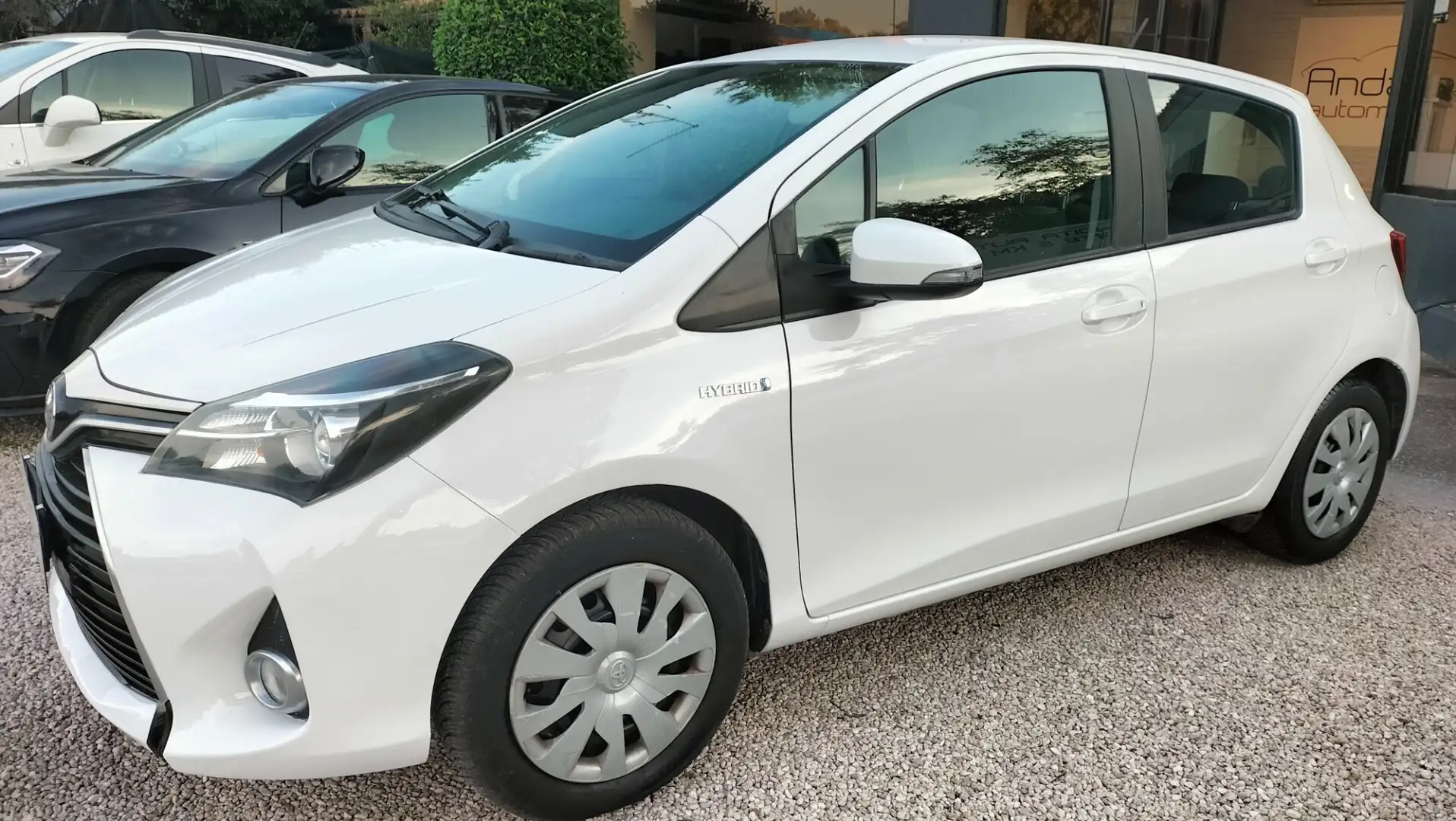 Toyota Yaris 1.5 Hybrid 5 SOLO 66000KM PREZZO REALE Bianco - 2