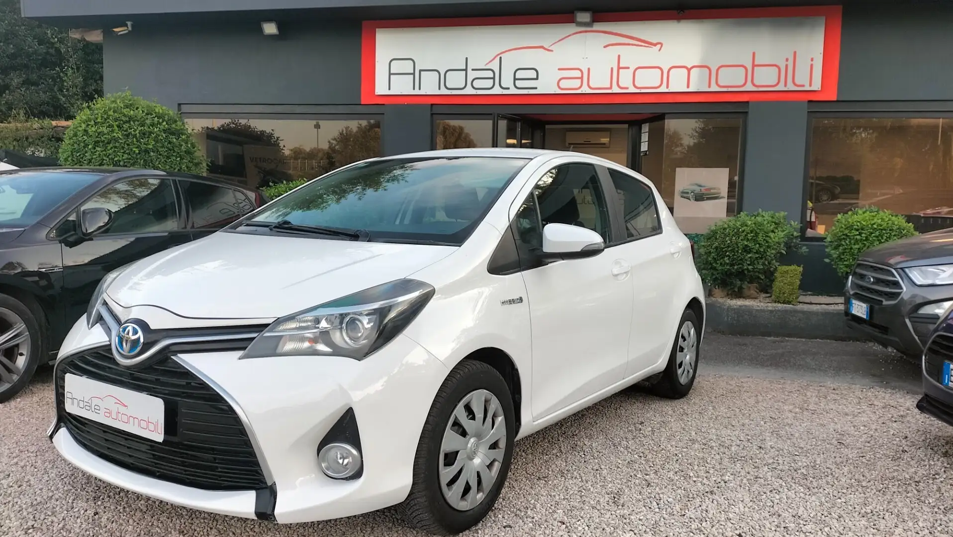 Toyota Yaris 1.5 Hybrid 5 SOLO 66000KM PREZZO REALE Bianco - 1