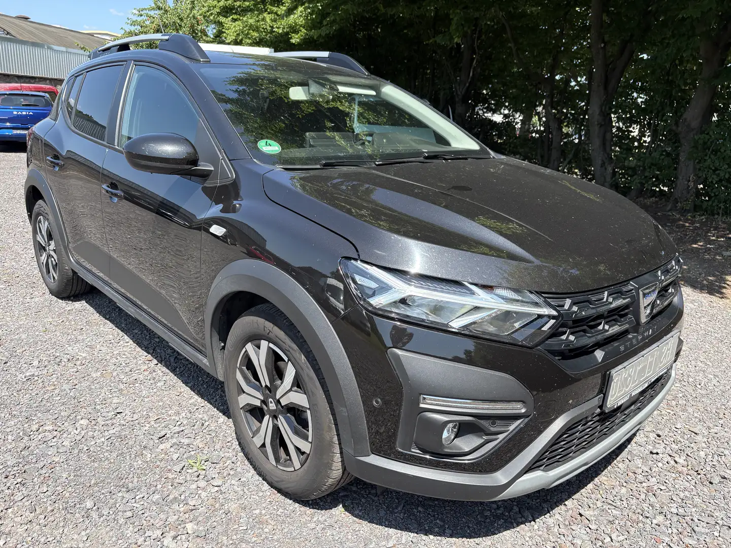 Dacia Sandero Stepway Comfort;PDC V+H+KAMERA;NAVI;TOTW;CARPLAY: Schwarz - 1