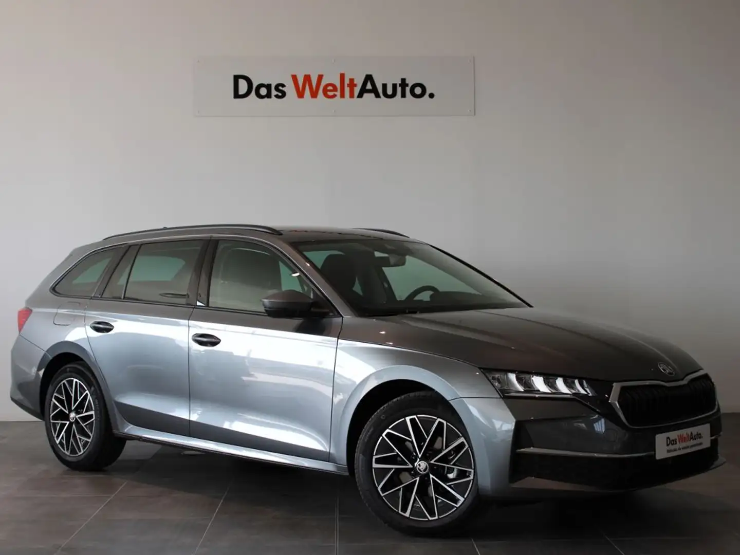 Skoda Octavia Combi 1.5 TSI MHEV Selection DSG7 110kW Gris - 1