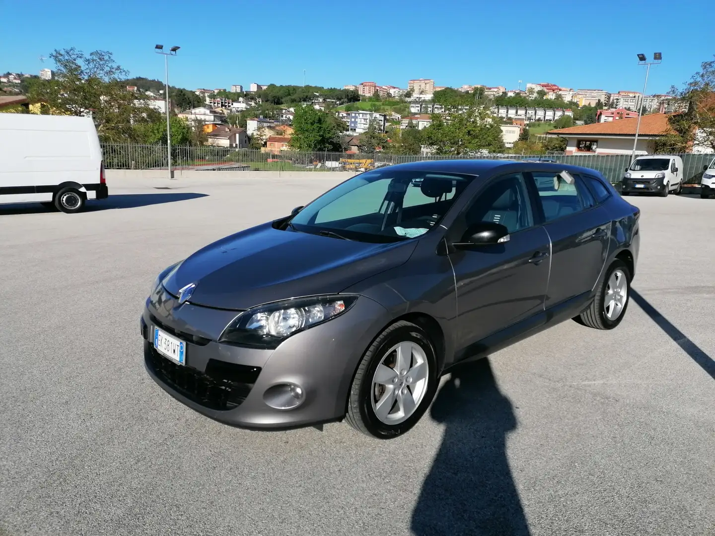 Renault Megane RENAULT MEGANE 1.5 DCI 90CV SPORTOUR SW Gris - 1
