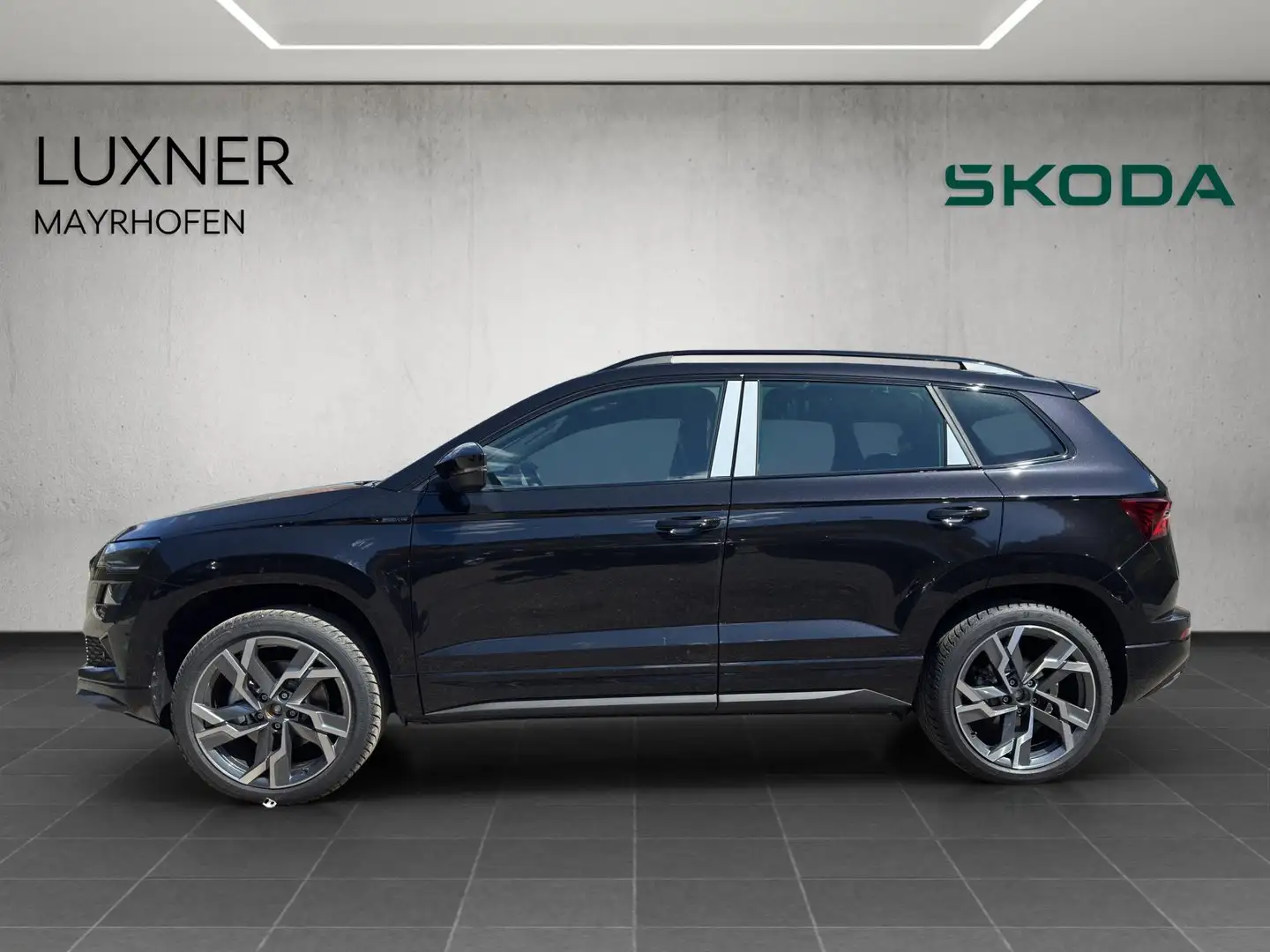 Skoda Karoq 4x4 Sportline TDI DSG Schwarz - 2