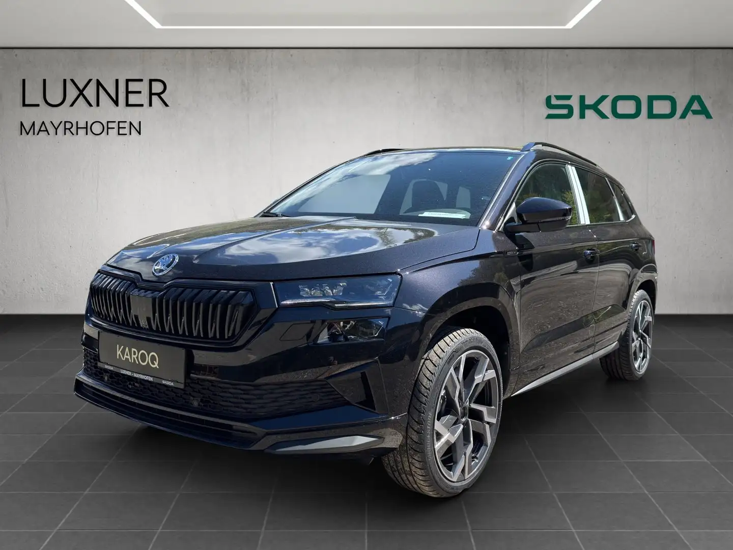 Skoda Karoq 4x4 Sportline TDI DSG Schwarz - 1