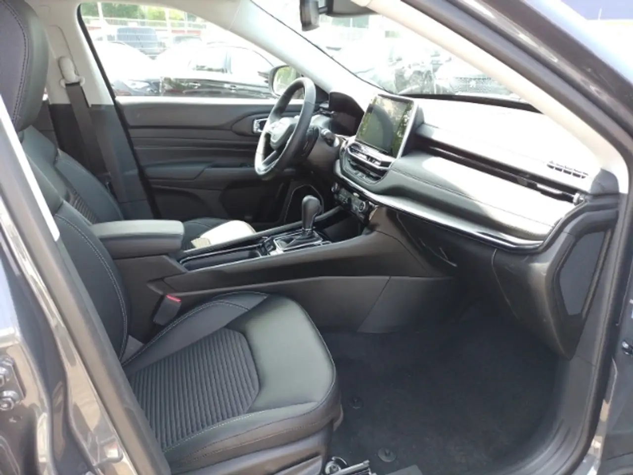 Jeep Compass Night Eagle MHEV FWD 1.5 CARPLAY PDC SHZ LHZ KLIMA 9