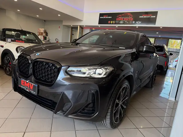 BMW X4 view 3