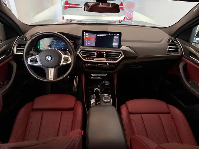 BMW X4 view 6