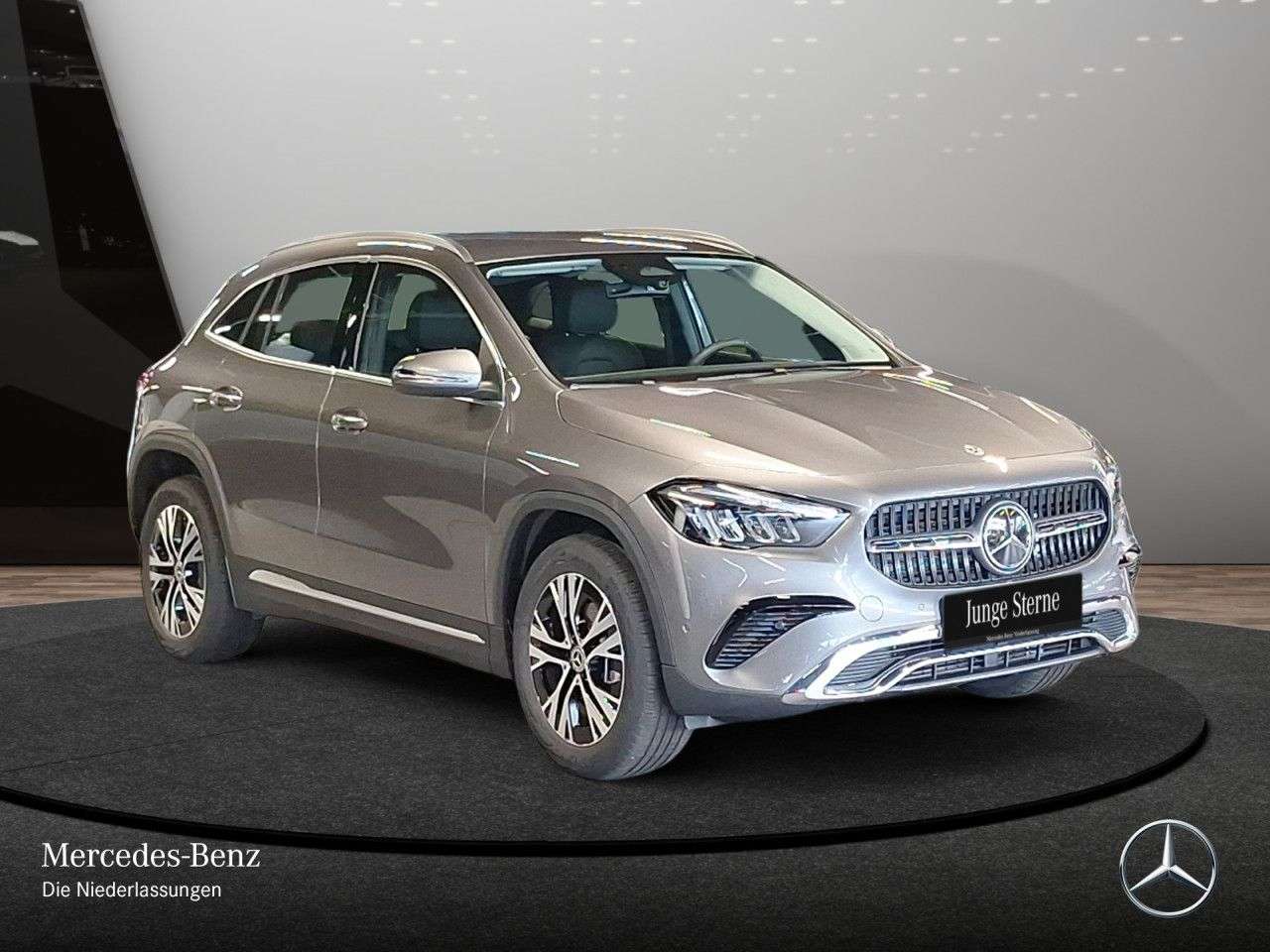 Mercedes-Benz GLA 180