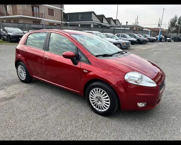 Fiat Grande Punto view 2