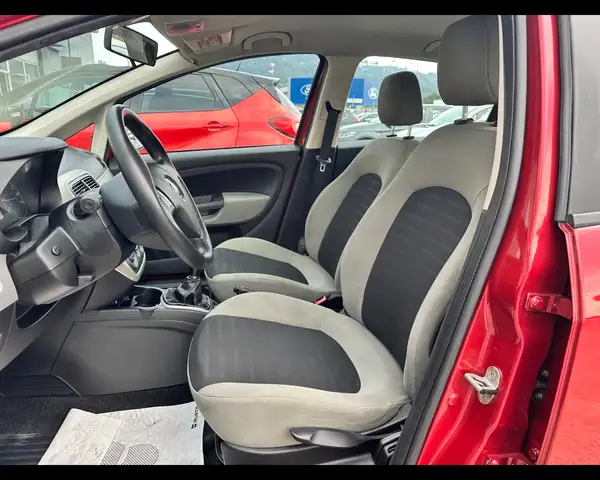 Fiat Grande Punto view 7