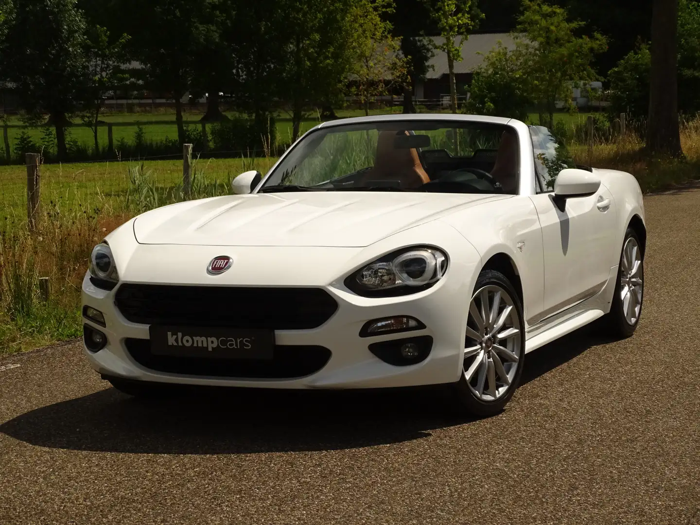 Fiat 124 Spider 1.4 MultiAir Turbo Lusso Wit - 2