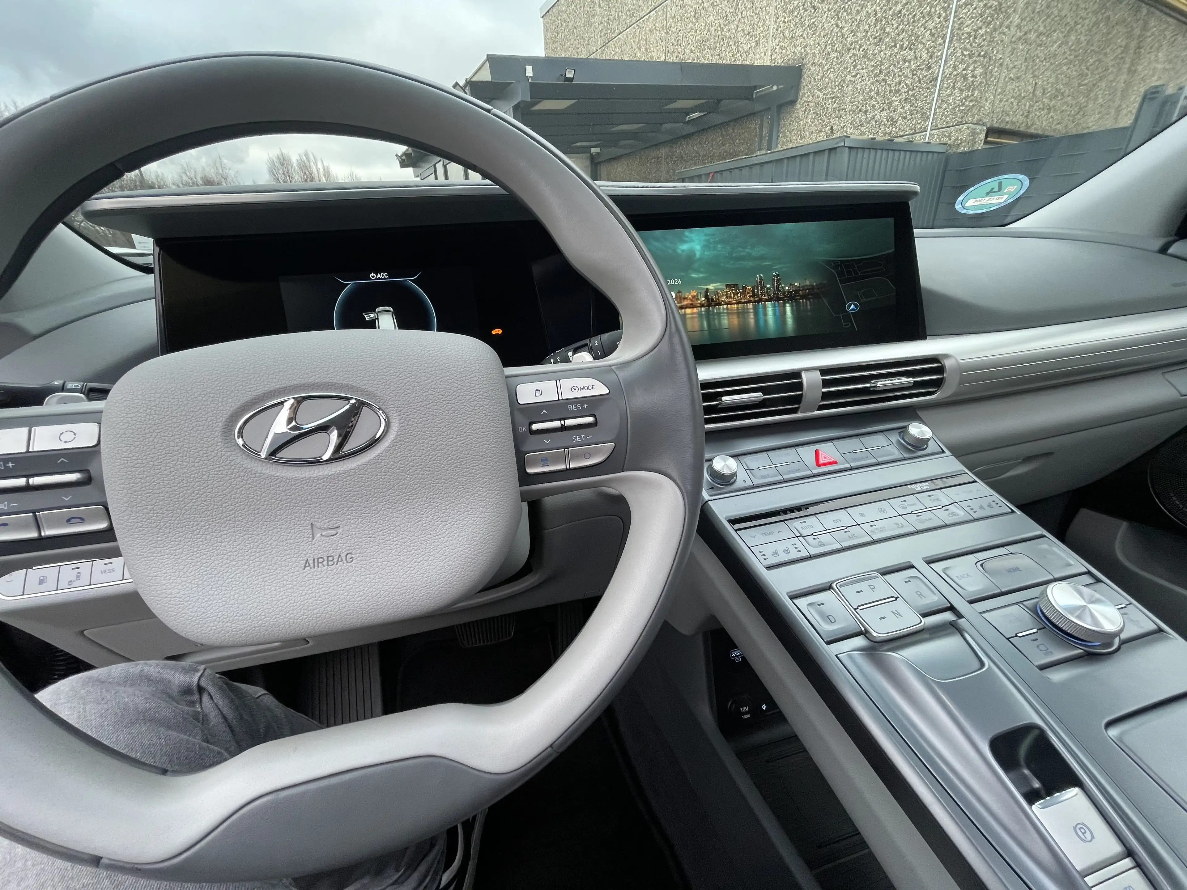 Hyundai NEXO Premium-Paket Fuel Cell 2.H Voll S-Heft Titanium — photo 8