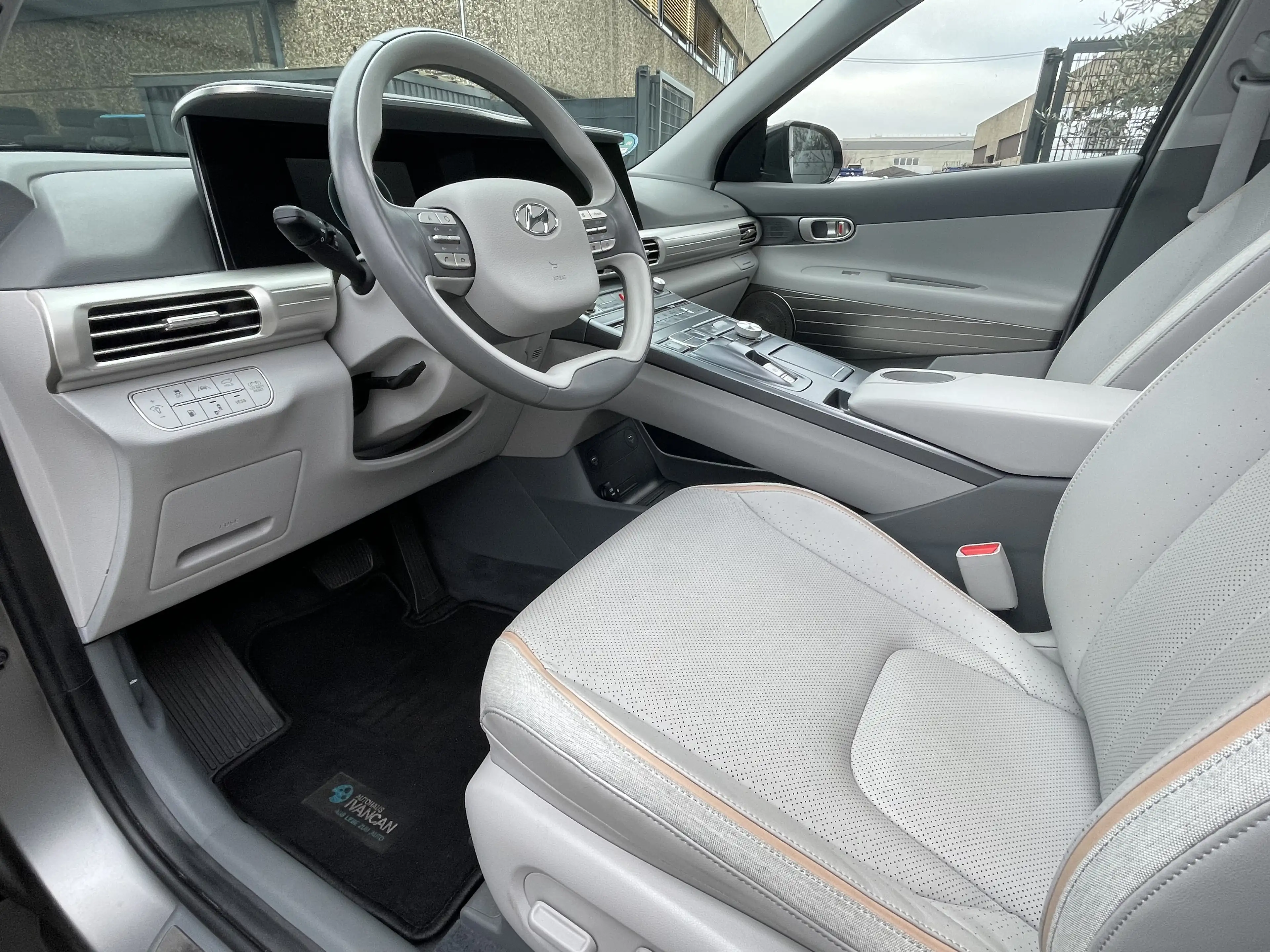 Hyundai NEXO Premium-Paket Fuel Cell 2.H Voll S-Heft Titanium — photo 5