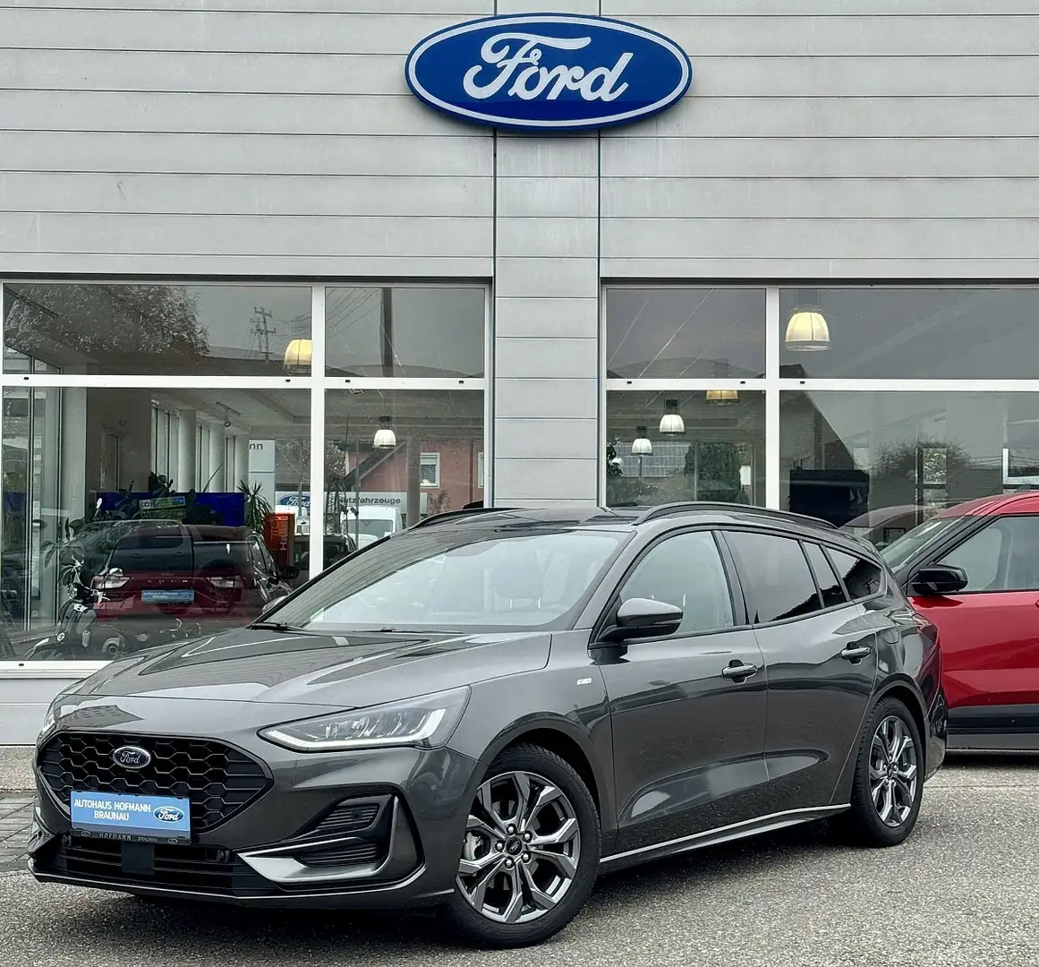 Ford Focus Traveller 1,0 EcoBoost Hybrid ST-Line - 2 Jahre... Grau - 1