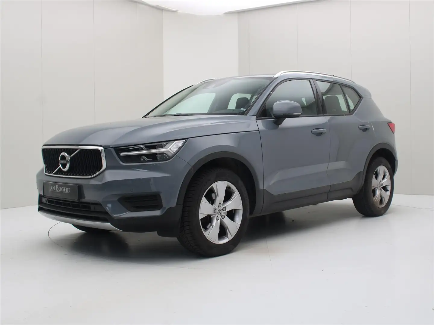 Volvo XC40 T3 163pk 6-Bak Momentum Pro [ TREKHAAK+LED+CLIMAAT Gris - 1