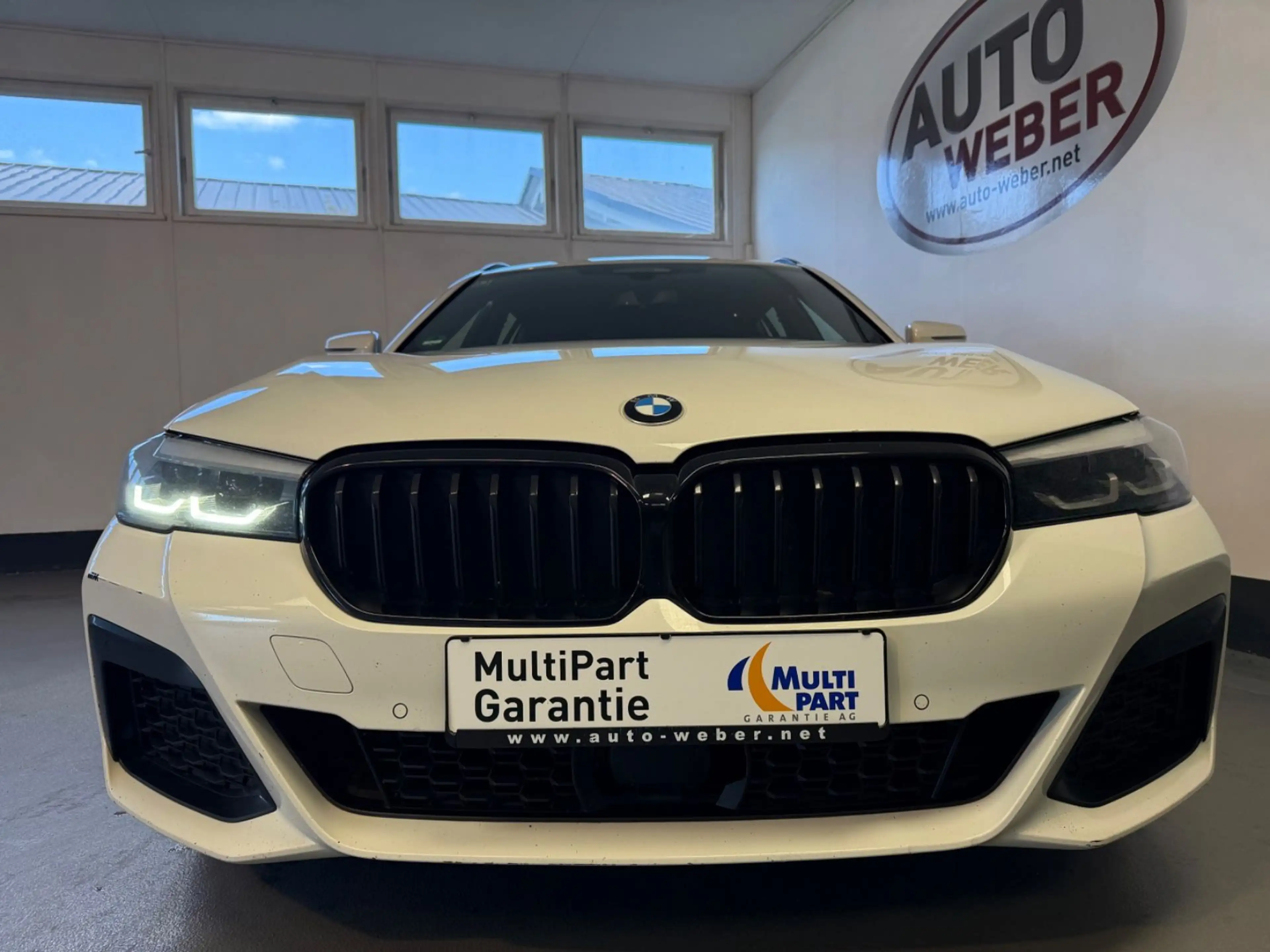 BMW 530 D X DRIVE M SPORT*LEDER*PANO*NAVI*BT*H&K*LED — photo 5