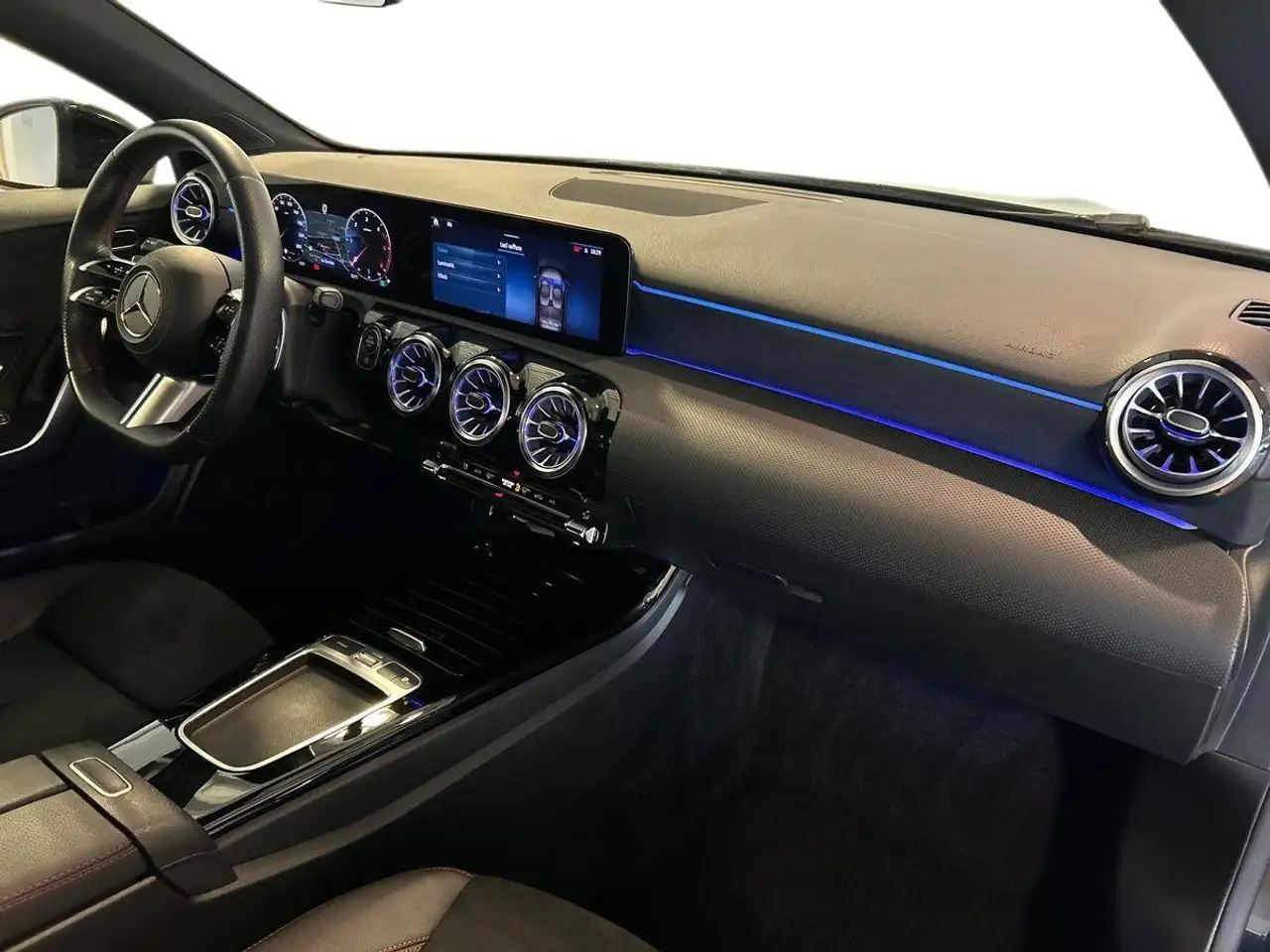 Mercedes-Benz A-Class - A 180 d AMG Line Advanced Plus auto, миниатюра 15