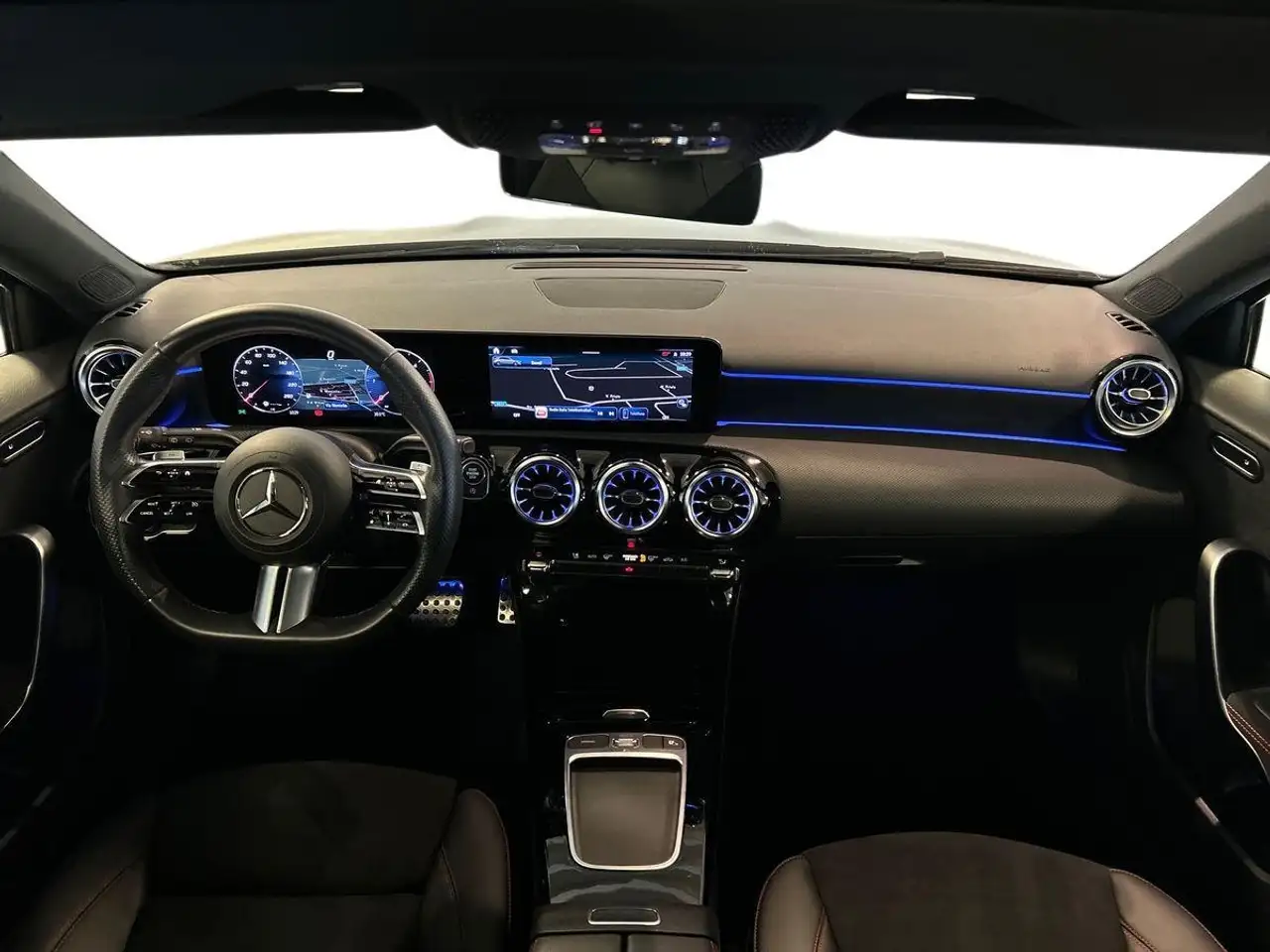 Mercedes-Benz A-Class - A 180 d AMG Line Advanced Plus auto, миниатюра 9